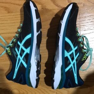 Asics gt 2000 size 8